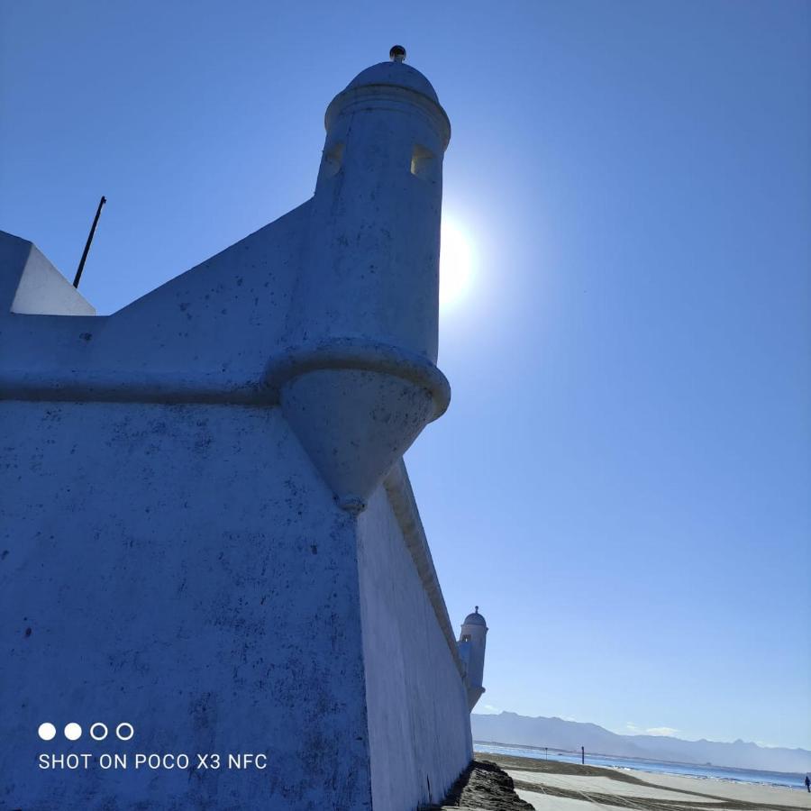 Pousada Enseada De ベルチオガ エクステリア 写真